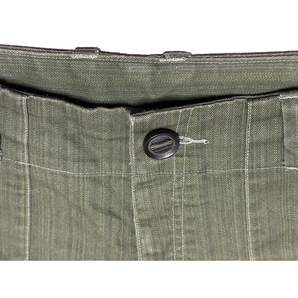 Mountain Hardware Womens Outdoor Redwood Camp Short Size 12 Army Green 5" Inseam - Picture 2 of 6